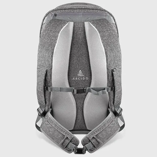 AKRA, WASHBAG & PACKING CUBES