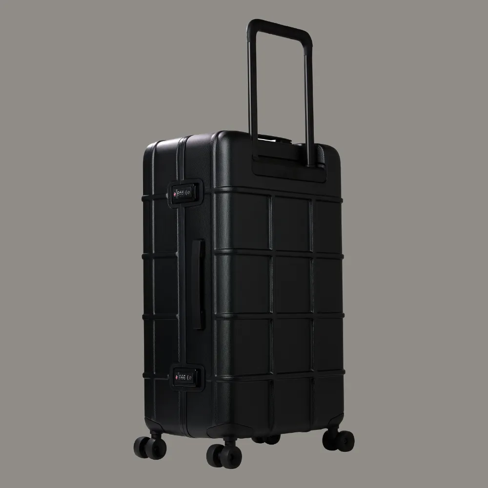 ALL WEATHER 4-WHEELER LUGGAGE - 30”