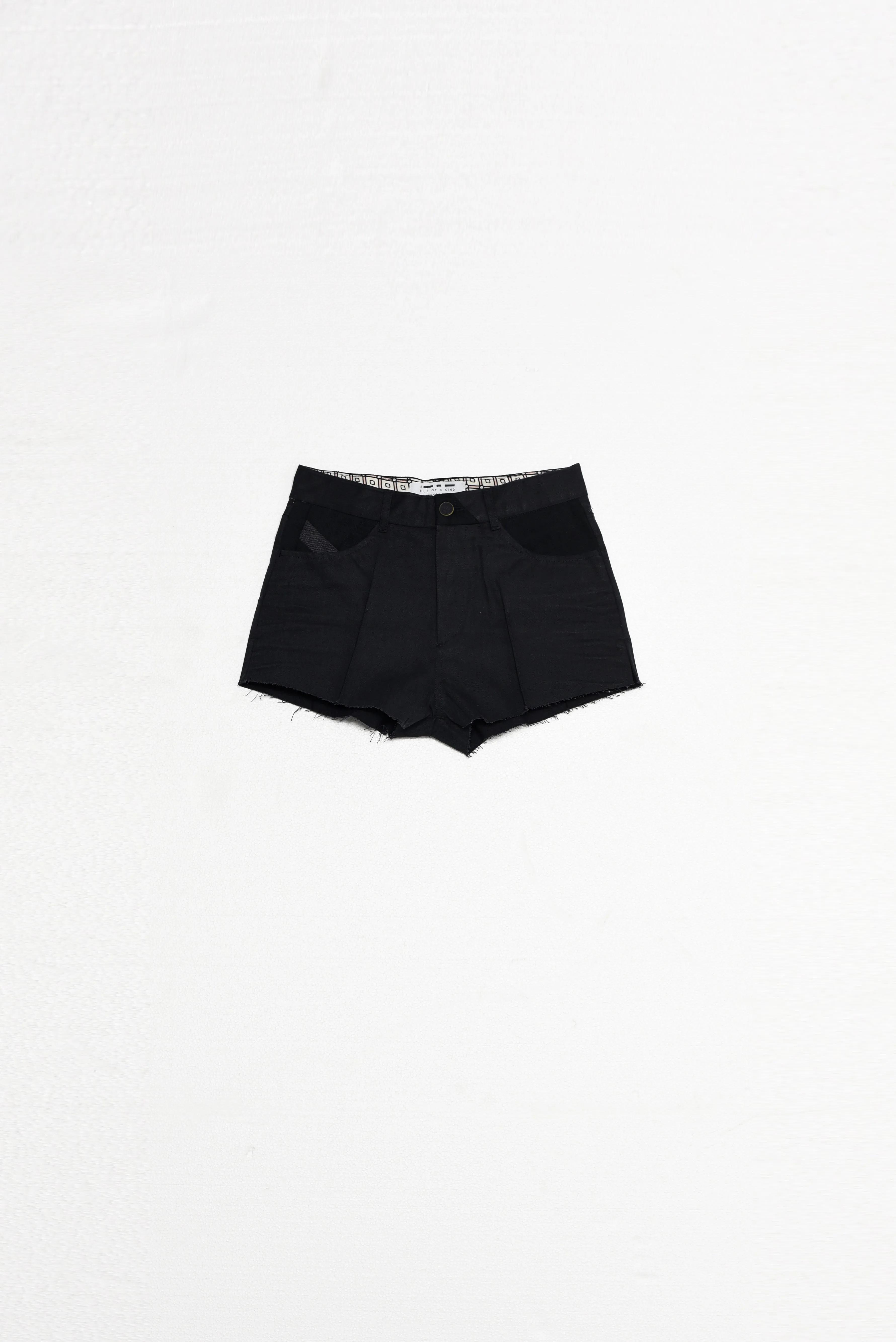 Anastasia short - upcycled garment