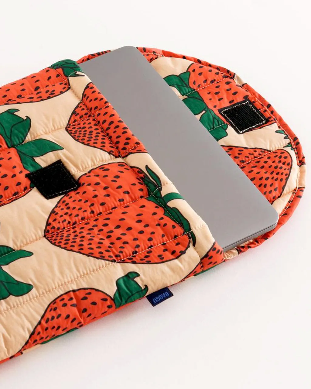 Baggu Puffy Laptop Sleeve 16in