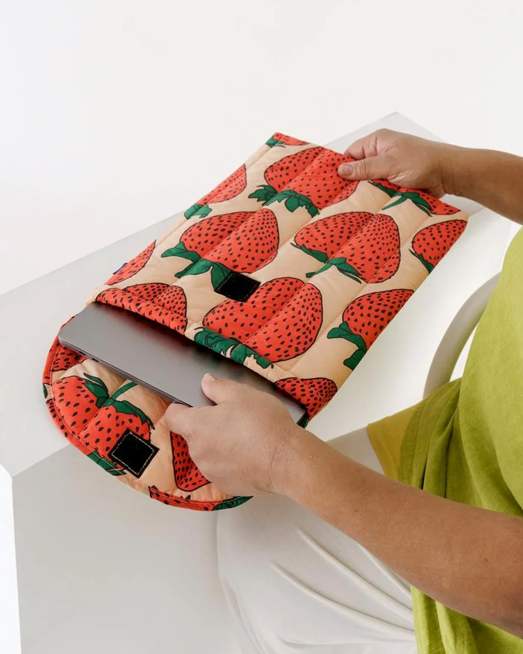Baggu Puffy Laptop Sleeve 16in