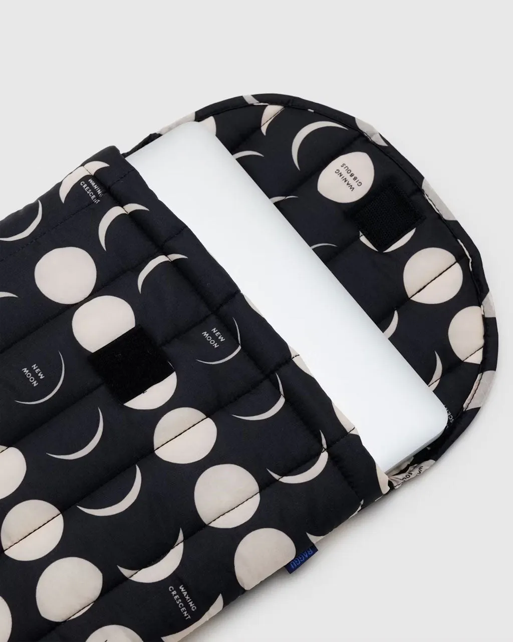 Baggu Puffy Laptop Sleeve 16in
