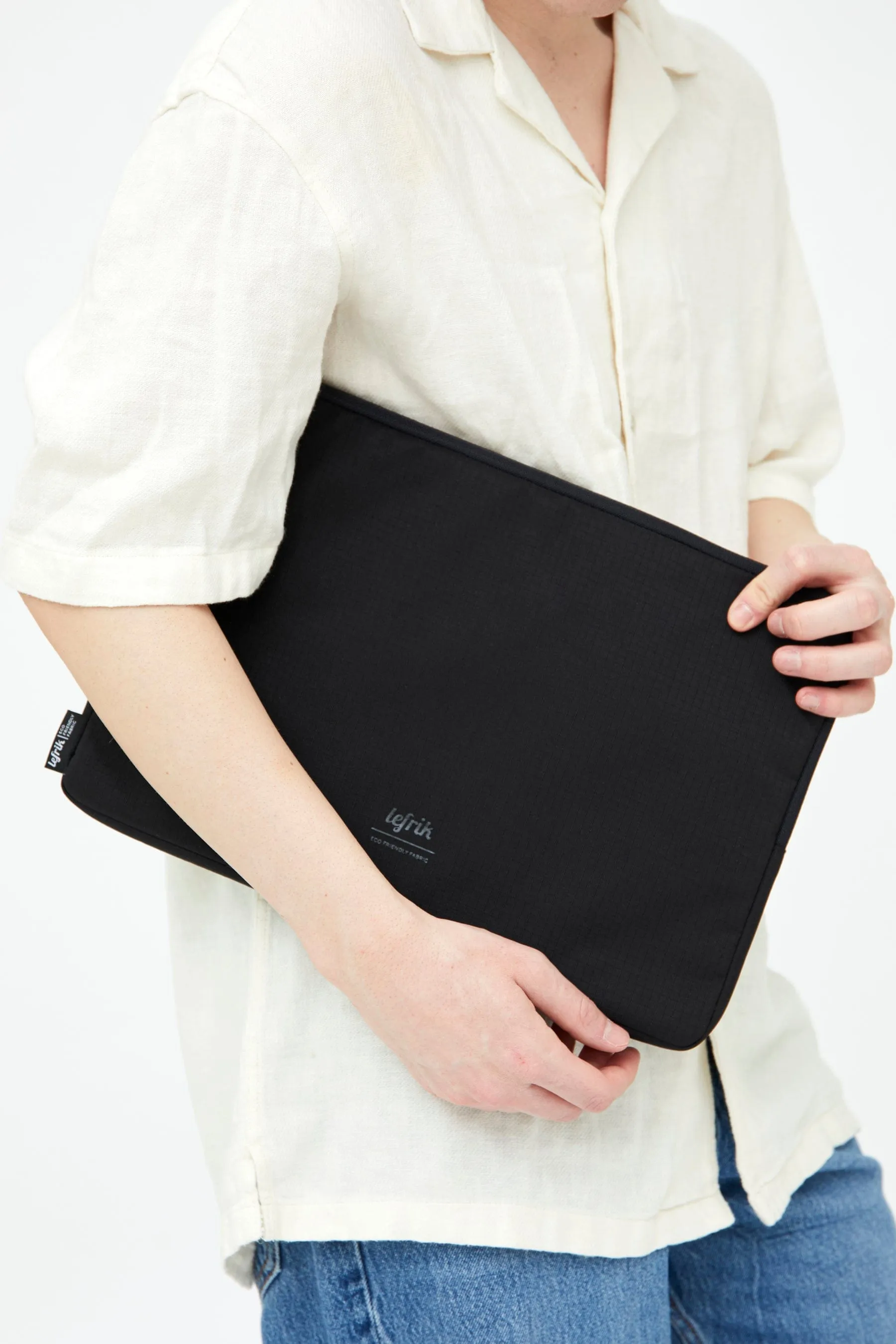 Capture Laptop Case 15"